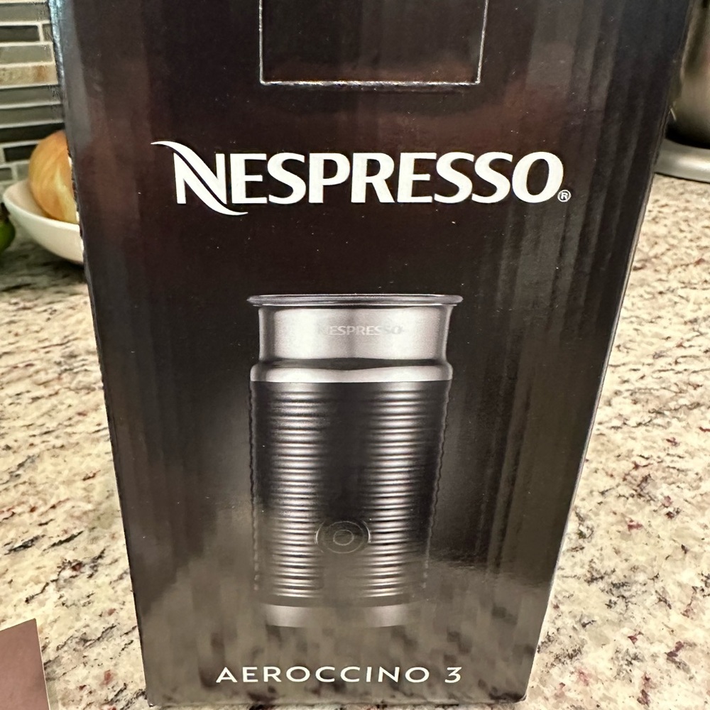 Nespresso Aeroccino 3 New in Box